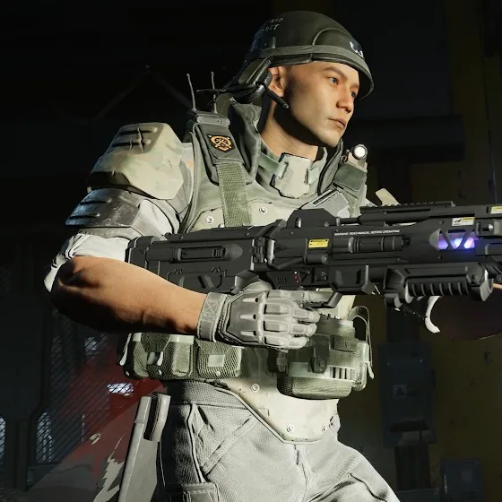 Machinist class marine holding a plasma weapon